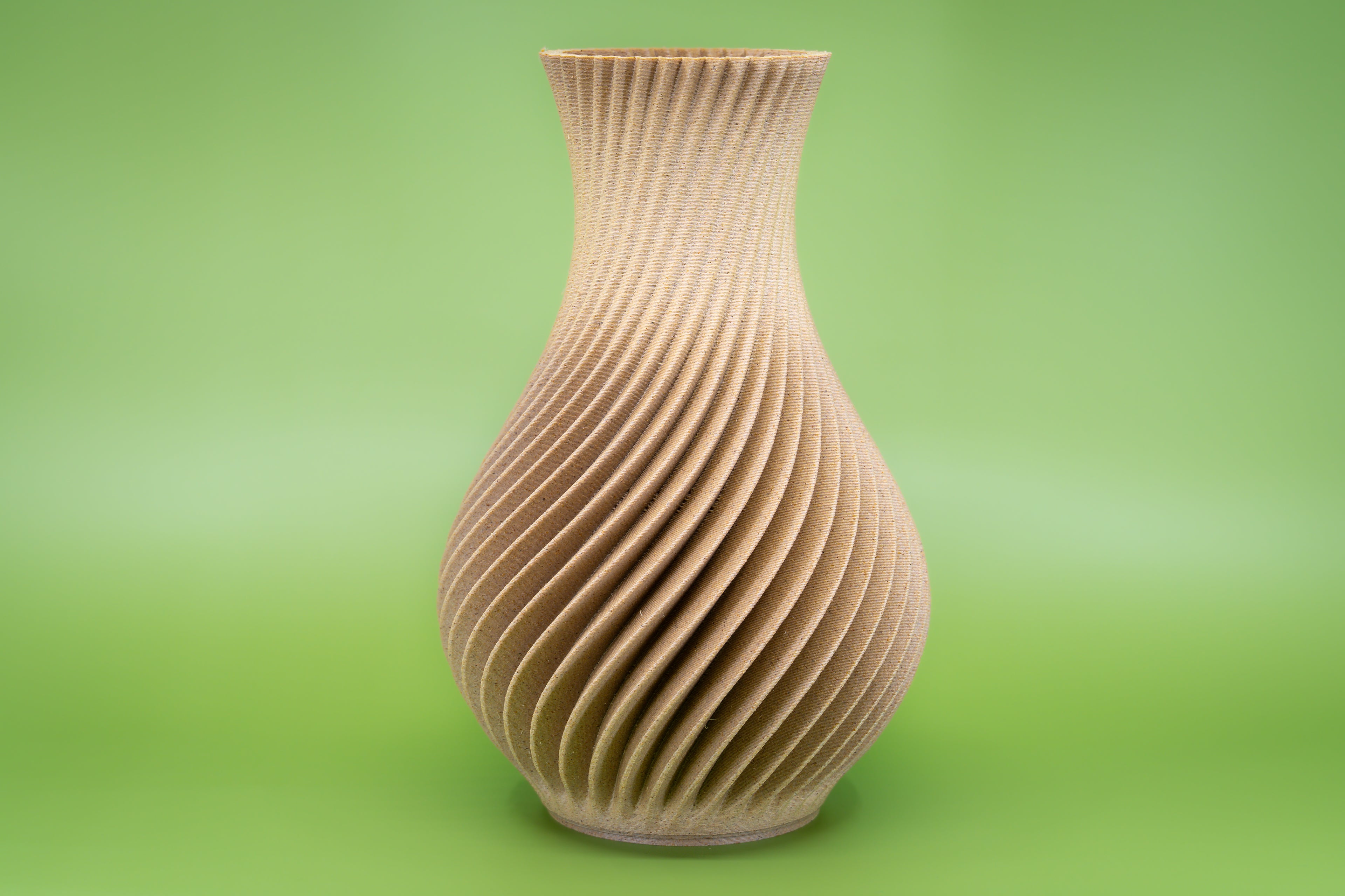 Wooden vase "Twisted" with integrated glass insert for fresh flowers
