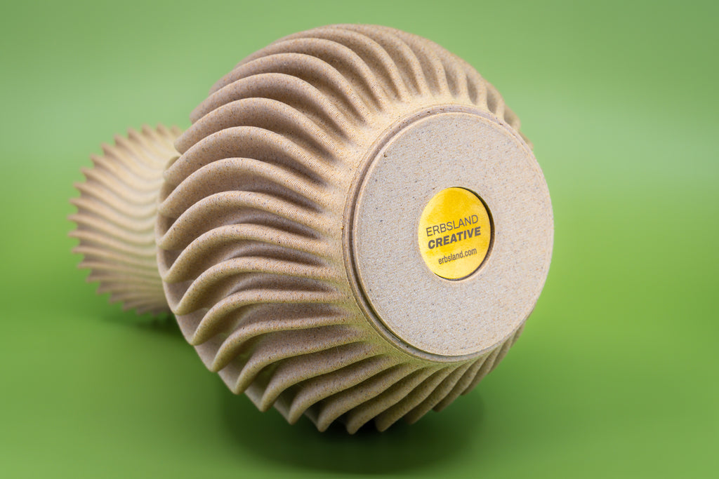 Wooden vase "The Wave" with integrated glass insert for fresh flowers