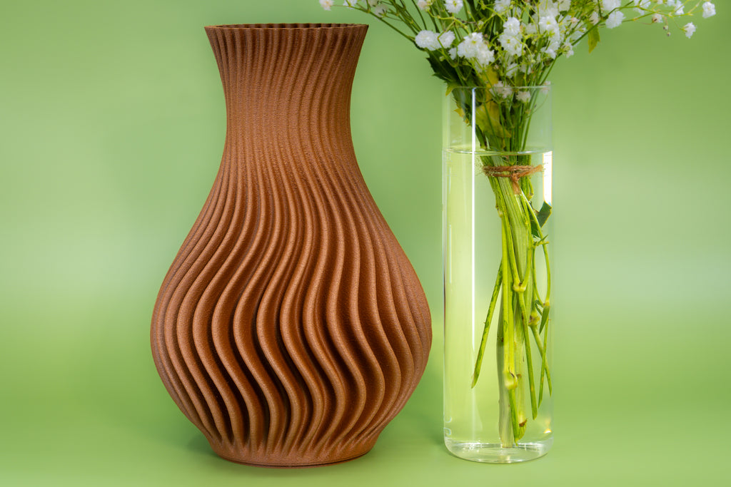 Wooden vase "The Wave" with integrated glass insert for fresh flowers