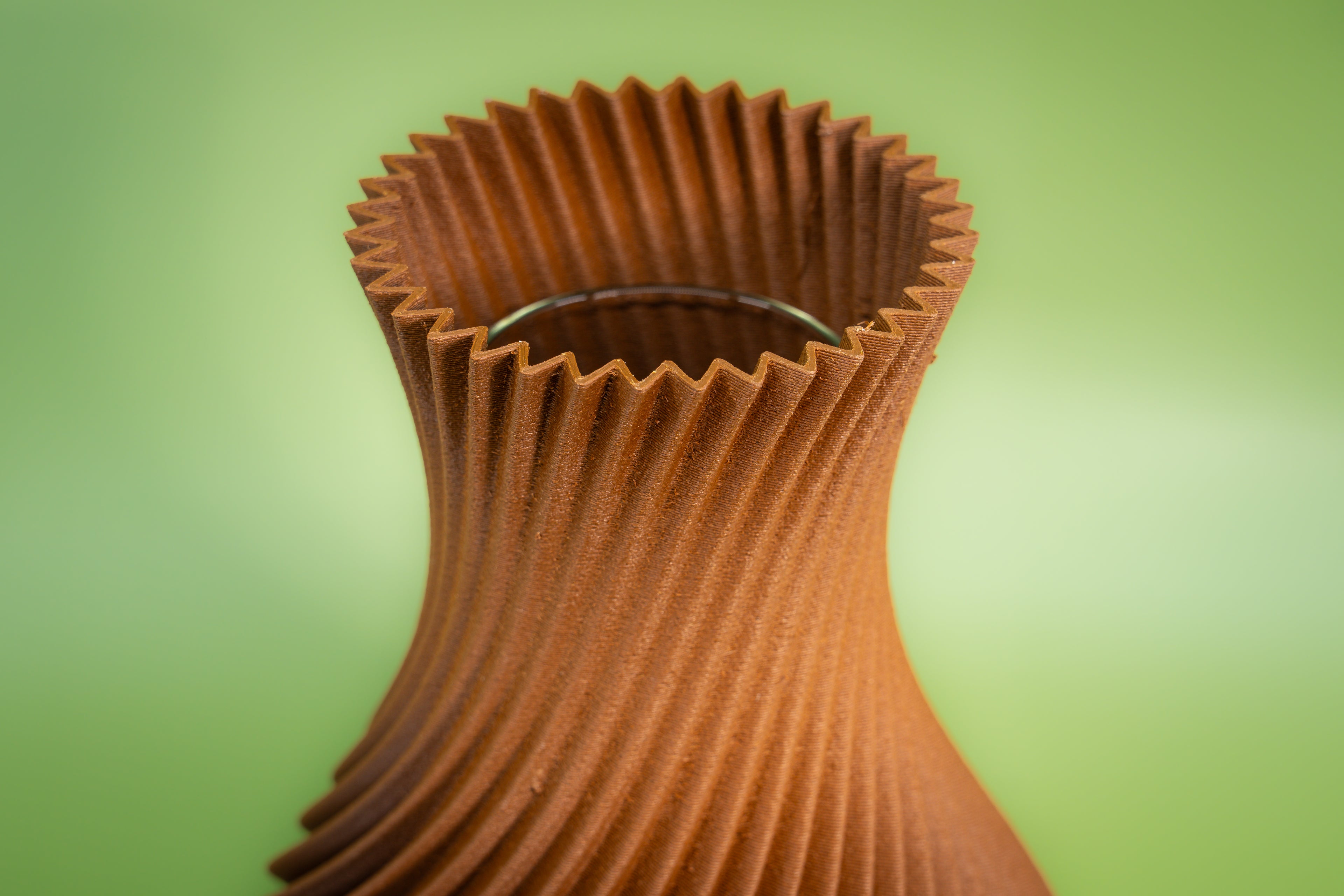 Wooden vase "Twisted" with integrated glass insert for fresh flowers