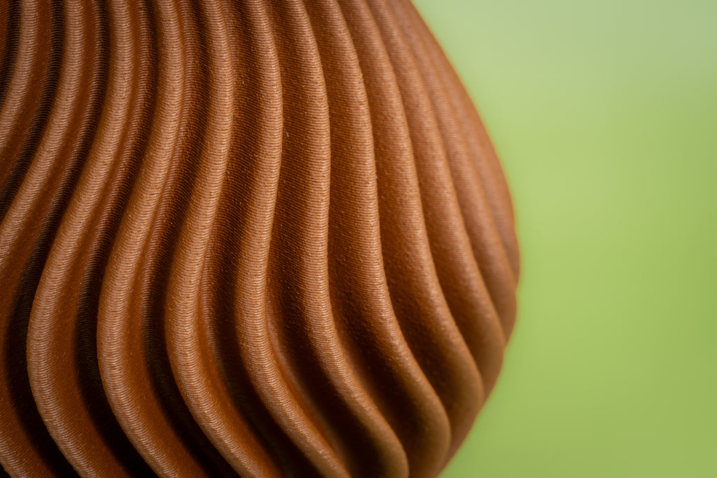 Wooden vase "The Wave" with integrated glass insert for fresh flowers