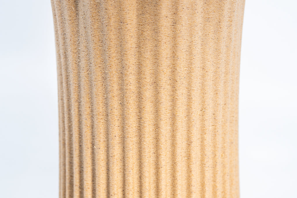 Jarrón de madera „Bloom Edge“ con inserto de vidrio para flores frescas