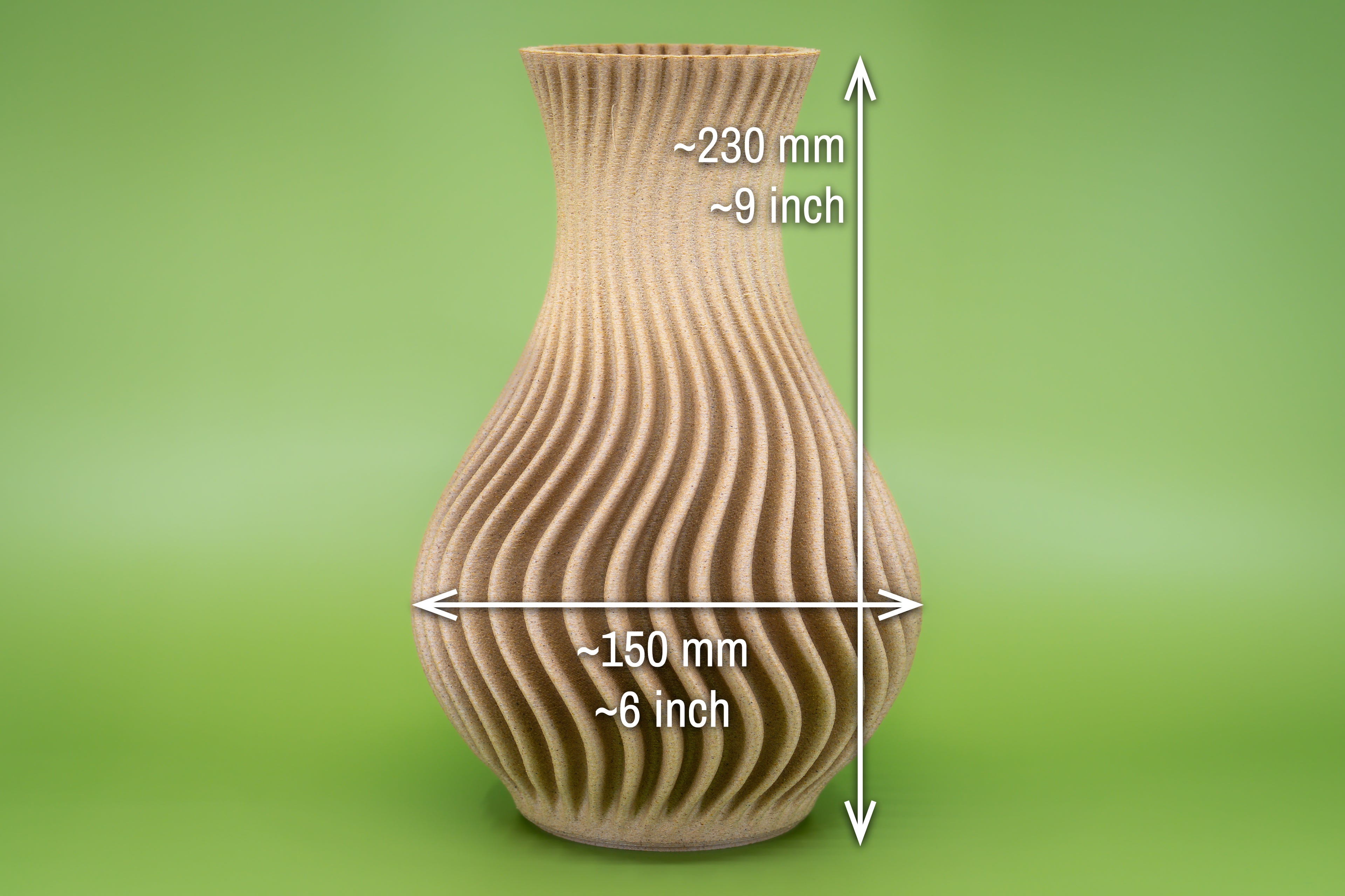 Holzvase „The Wave“ mit eingebautem Glas für frische Blumen